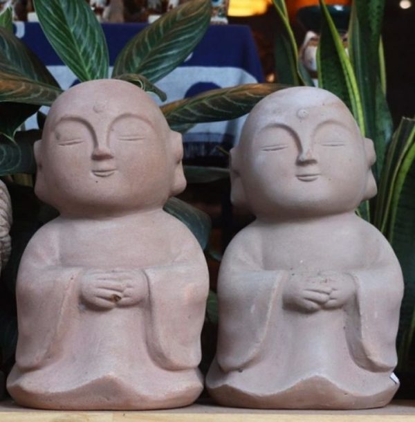 Tượng gốm sứ trang trí