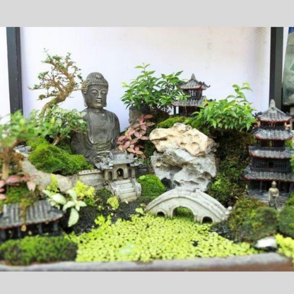 Tượng Phật sân vườn