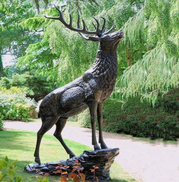 Tượng trang trí composite